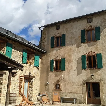 La Ferme Des Astres Ferienhaus *