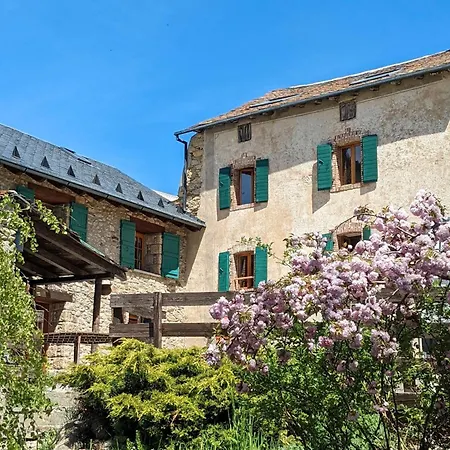 La Ferme Des Astres Les Angles (Pyrenees-Orientales)