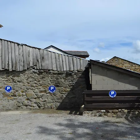 La Ferme Des Astres Les Angles (Pyrenees-Orientales)
