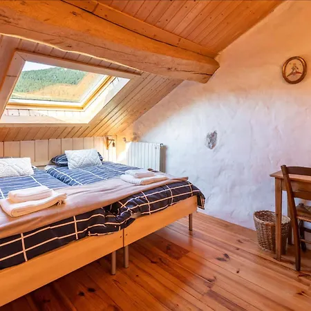 La Ferme Des Astres Feriehus